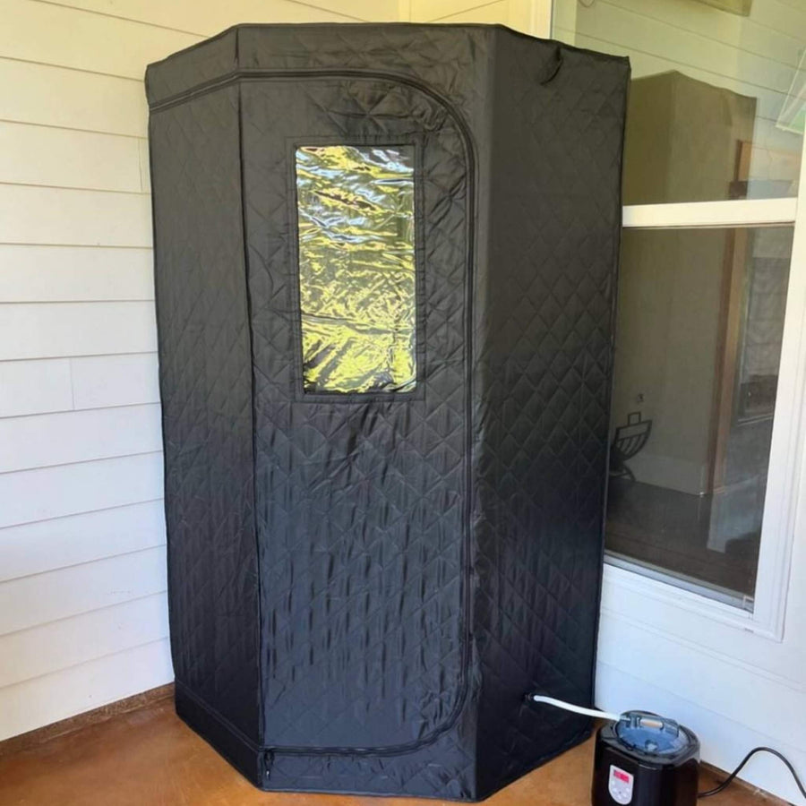 Customer's positive feedback on the relaxing experience of using the AuraPro sauna.