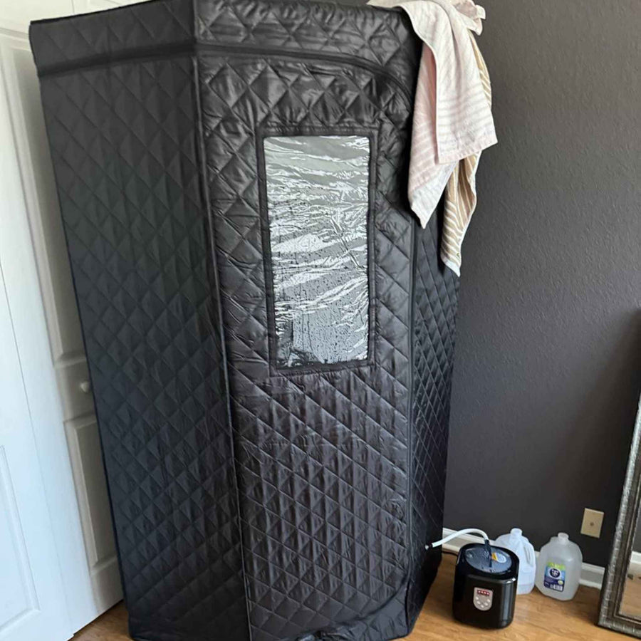 Review photo of a customer recommending AuraPro sauna for its efficiency and ease of use.